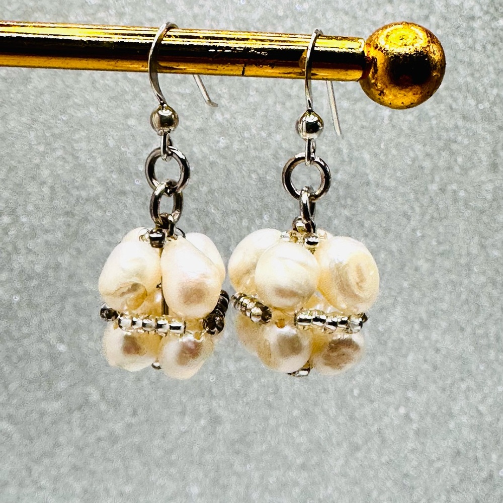 Fresh water Pearl earrings - Picture 3 of 6